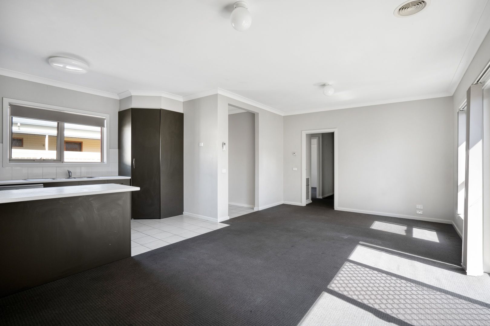 2/107 Hawkins Street, Howlong NSW 2643, Image 1