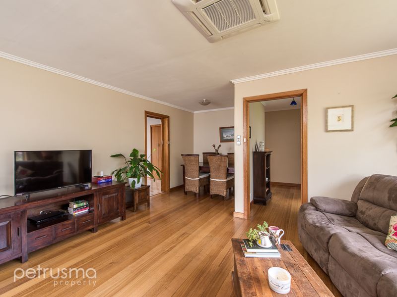 23 Cremorne Avenue, Cremorne TAS 7024, Image 2