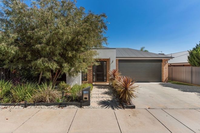 Picture of 12 Aspect Drive, HUNTLY VIC 3551