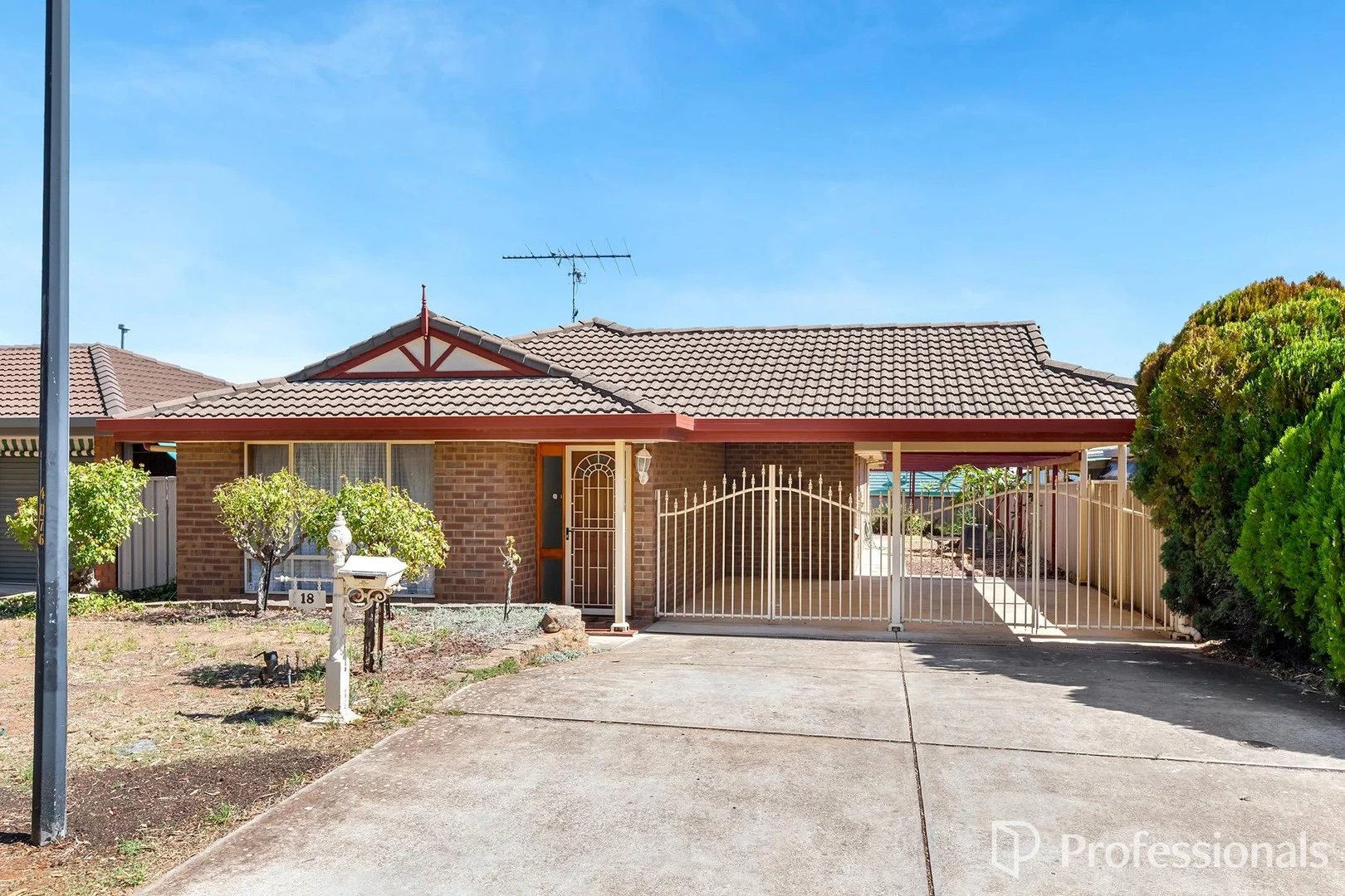 Primary image of 18 Sedgemoor Road, Craigmore SA 5114