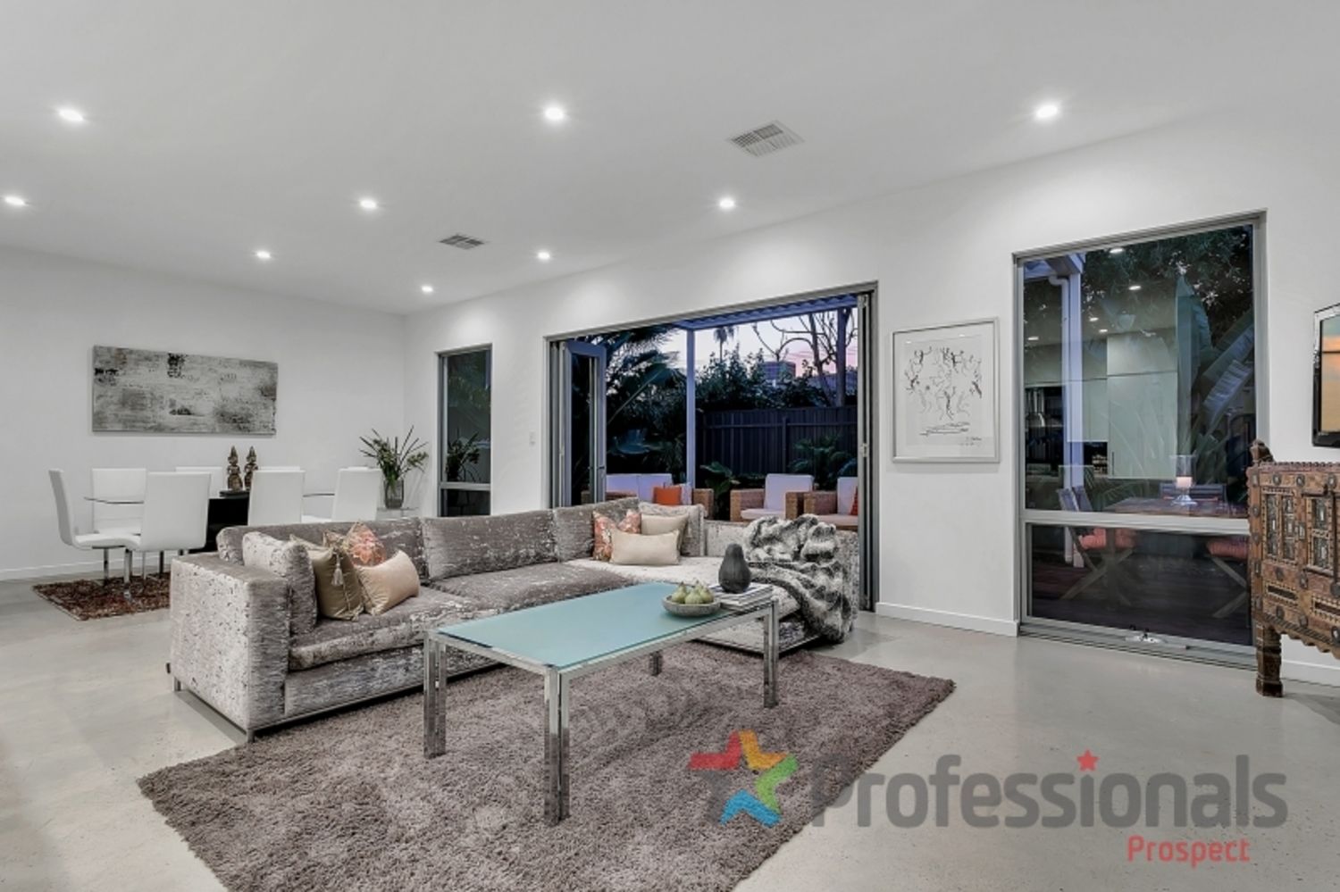 14 Wooldridge Avenue, Millswood SA 5034, Image 2