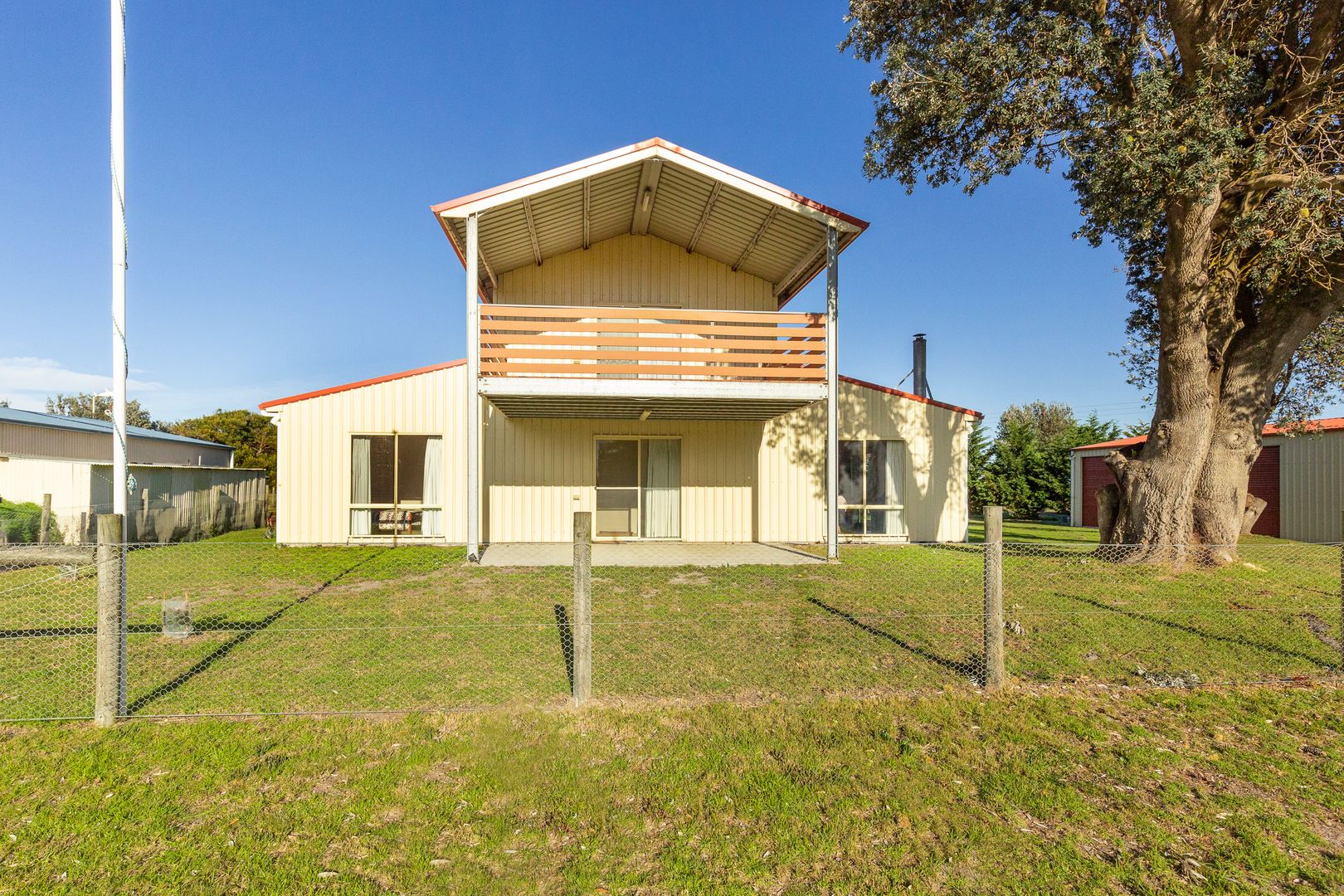 24 Crooke Street, The Honeysuckles Property History & Address