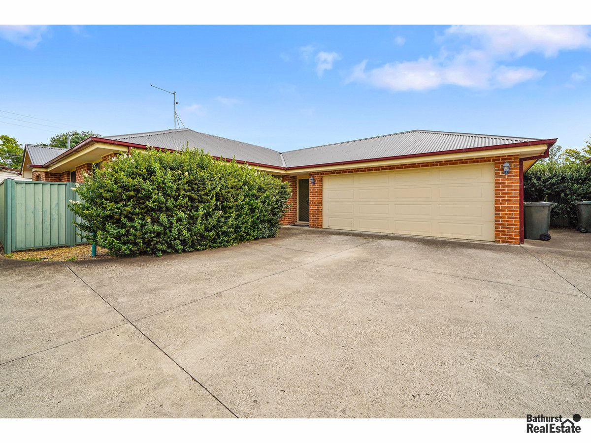 2/75 Stanley Street, Bathurst NSW 2795, Image 0