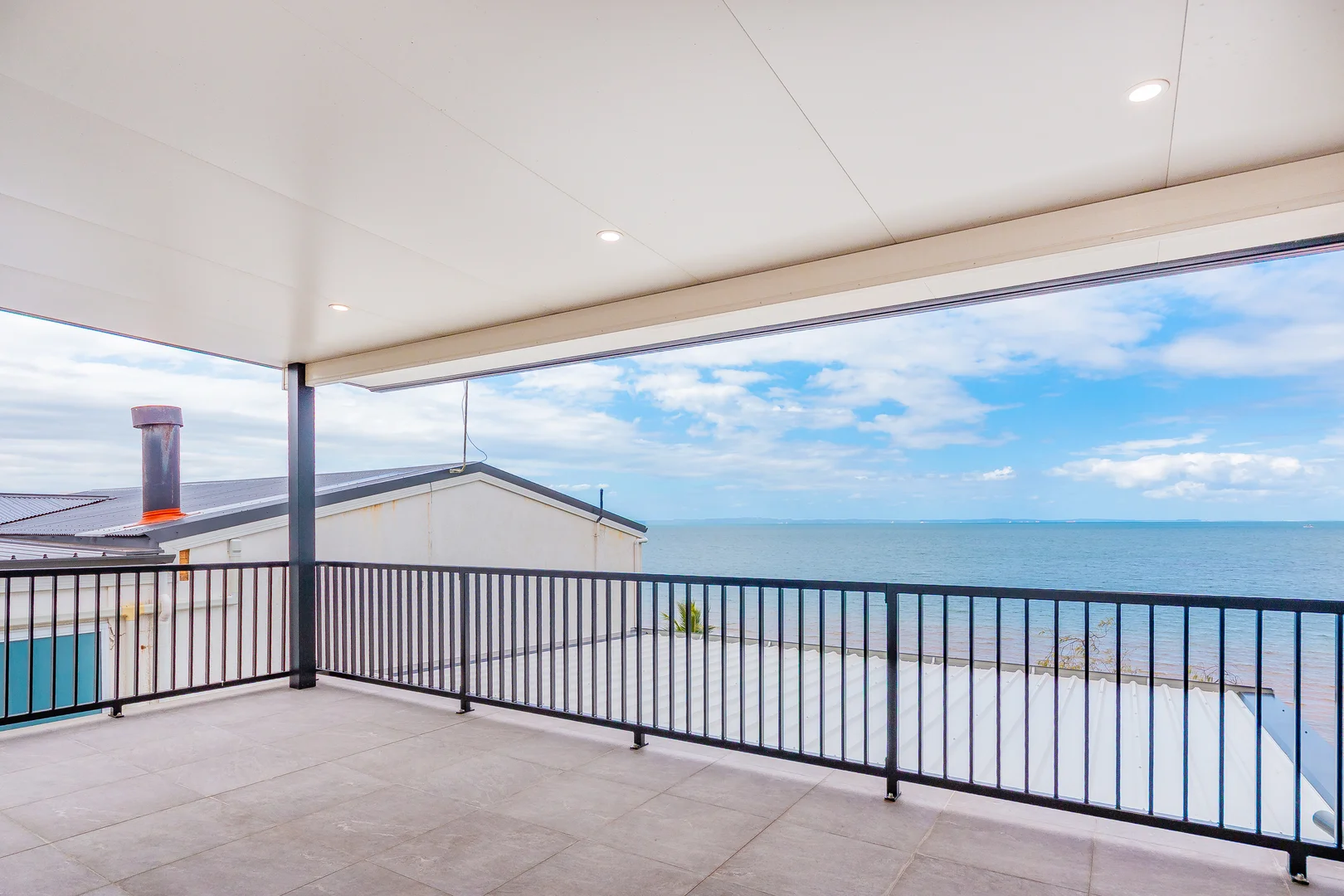 Additional image 9 of 4/90 Prince Edward Parade, Redcliffe QLD 4020