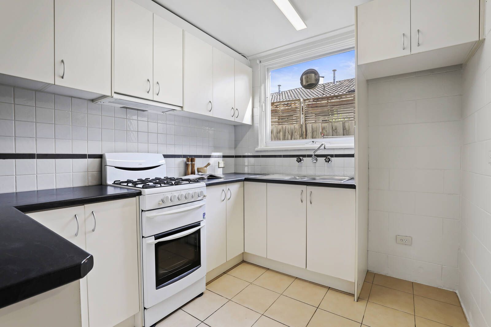 9/21 Gordon Street, Beaumaris VIC 3193, Image 1