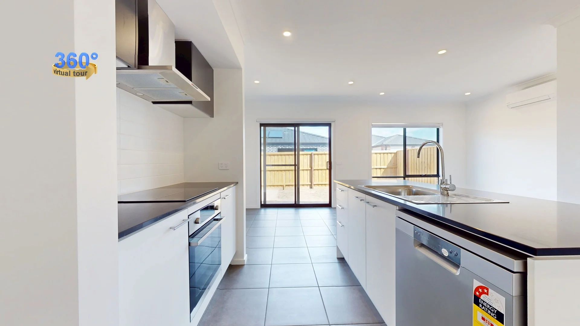 28 Sheniz Avenue, Fraser Rise VIC 3336