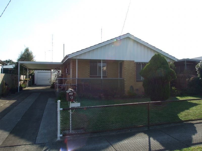 9 Anderson Ave, YALLOURN NORTH VIC 3825, Image 0