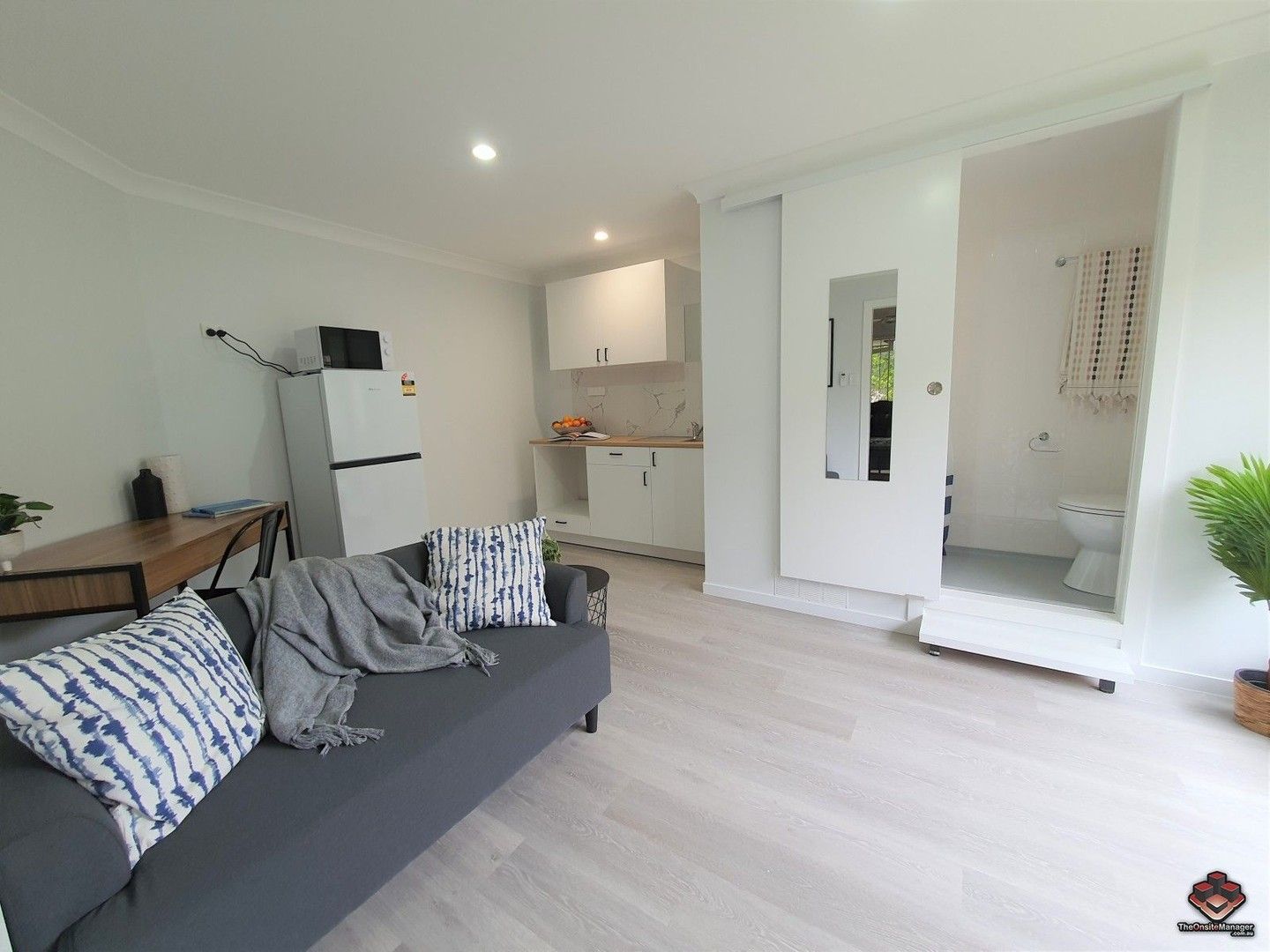 1 bedrooms Apartment / Unit / Flat in  UPPER COOMERA QLD, 4209