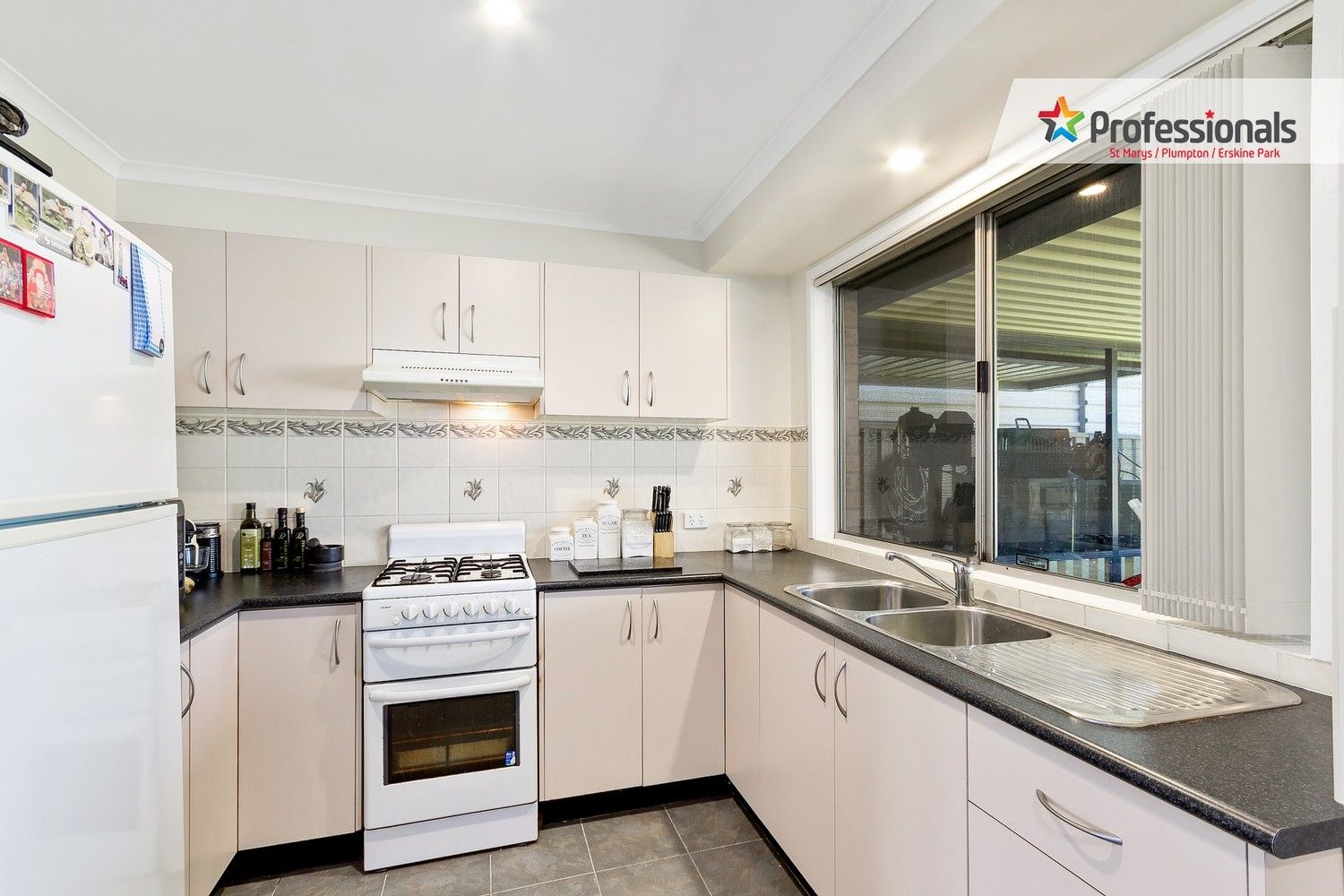 84 Kerwin Circle, Hebersham NSW 2770, Image 2