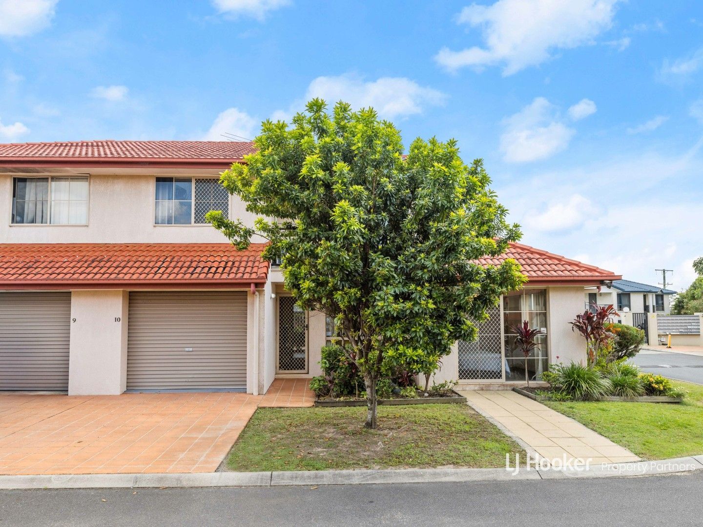 4 bedrooms Townhouse in 10/20 Young Place RUNCORN QLD, 4113