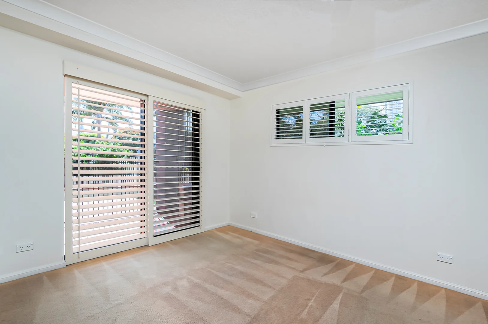 Additional image 6 of 1/10-12 Darrambal Street, Surfers Paradise QLD 4217
