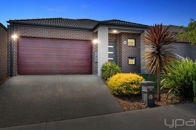 Picture of 44 Caruana Crescent, HARKNESS VIC 3337