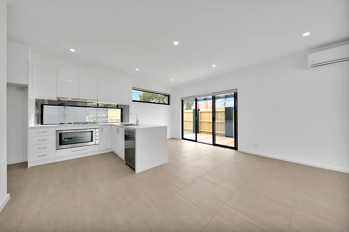 Additional image 2 of 18 Rosshire Road, Newport VIC 3015