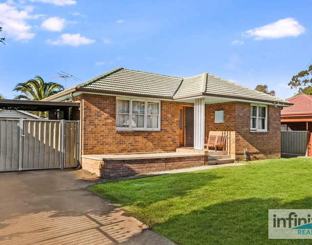 12 Tumbarumba Crescent, Heckenberg NSW 2168