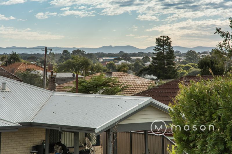 12 Halifax Street, Mount Melville WA 6330, Image 2