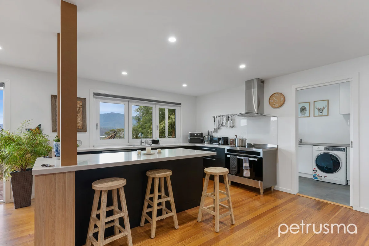 Additional image 4 of 26 Malunna Road, Lindisfarne TAS 7015