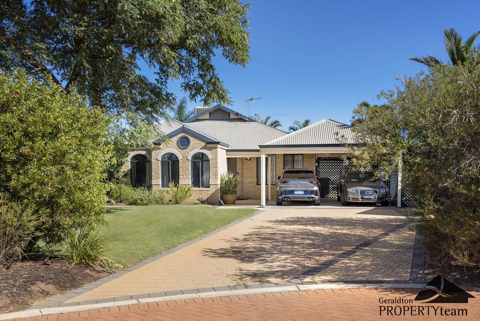 14 Weeloo Road, Waggrakine WA 6530, Image 1