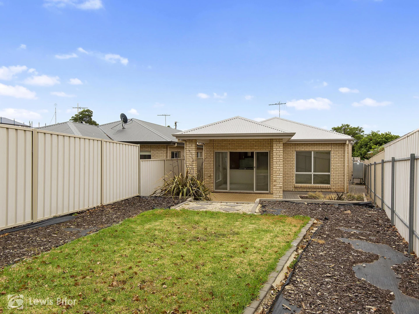 Additional image 12 of 8a Shinnick Street, Dover Gardens SA 5048