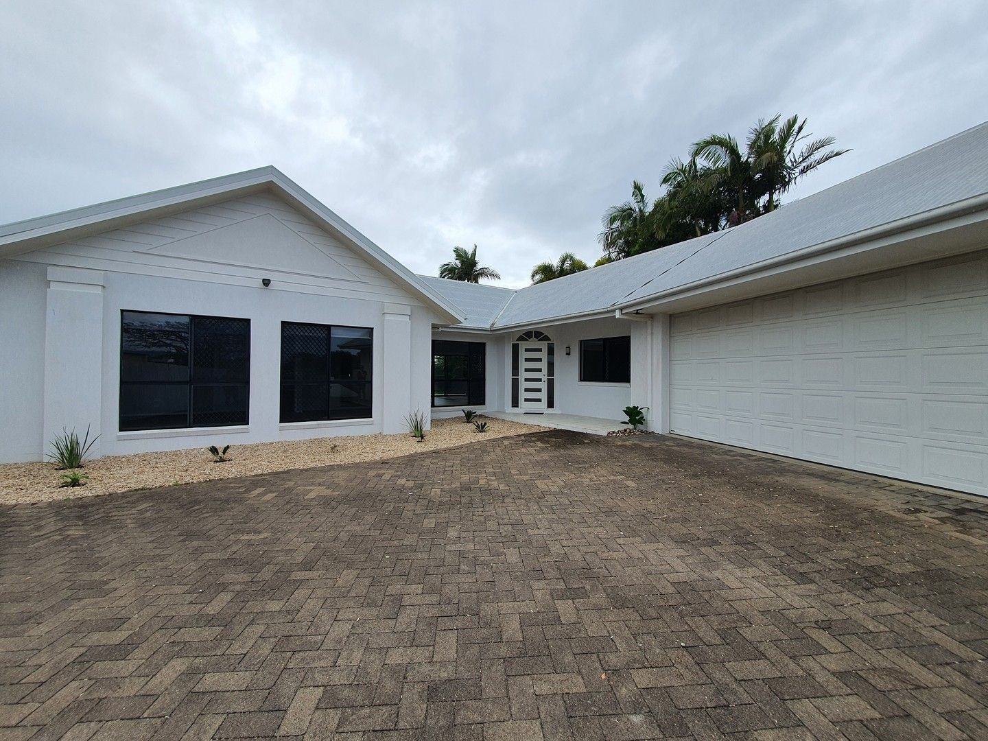 4 bedrooms House in 9 ANDY KEMP PLACE BARGARA QLD, 4670