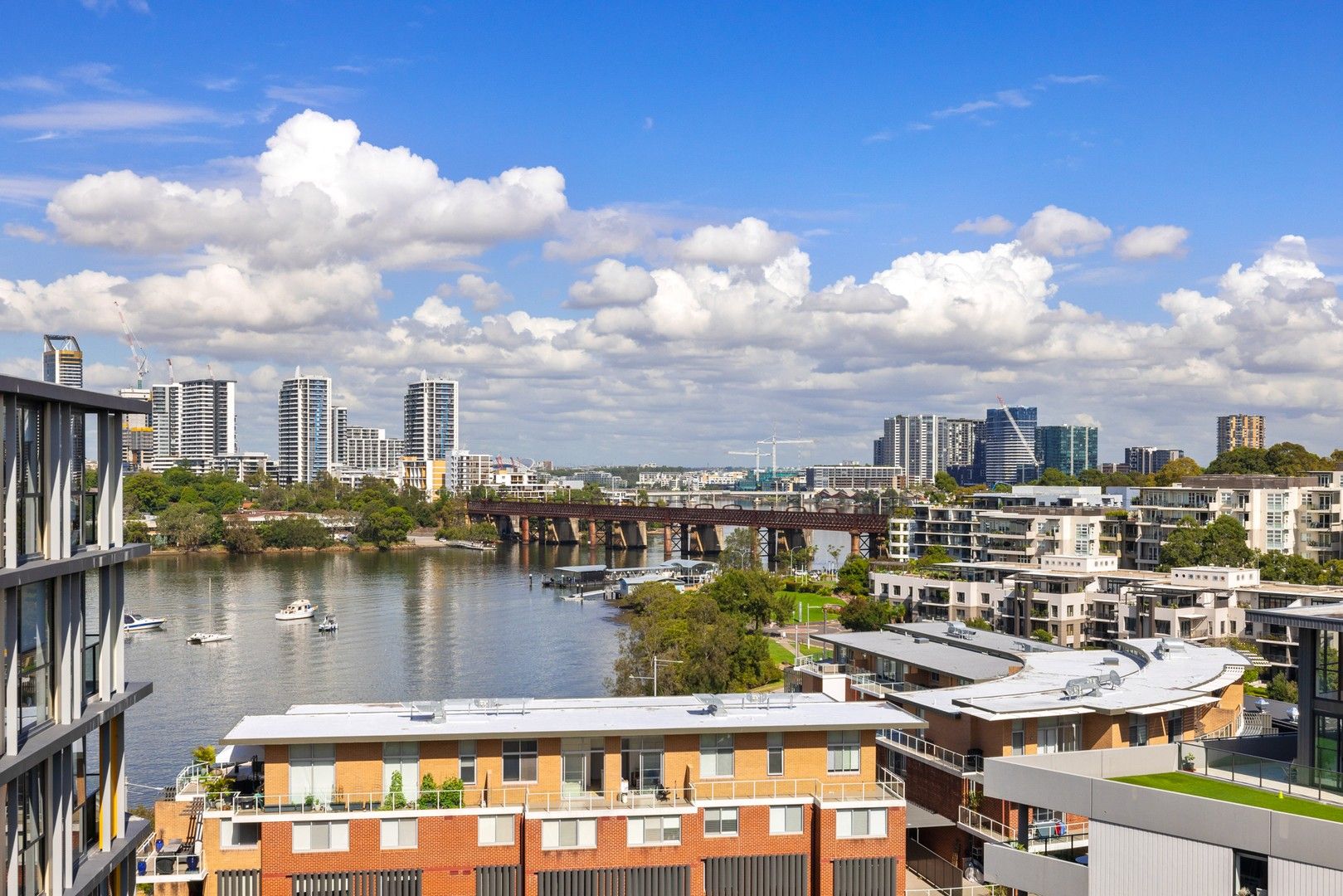 1 bedrooms Apartment / Unit / Flat in 801/20 Nancarrow Avenue MEADOWBANK NSW, 2114