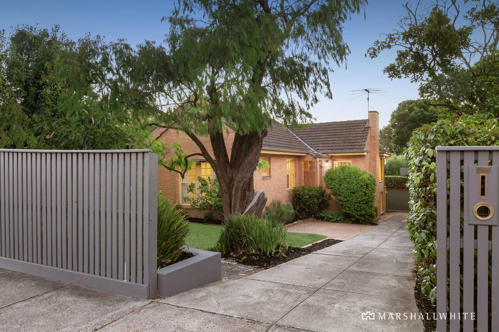 4 bedrooms House in 107 Belford Road KEW EAST VIC, 3102