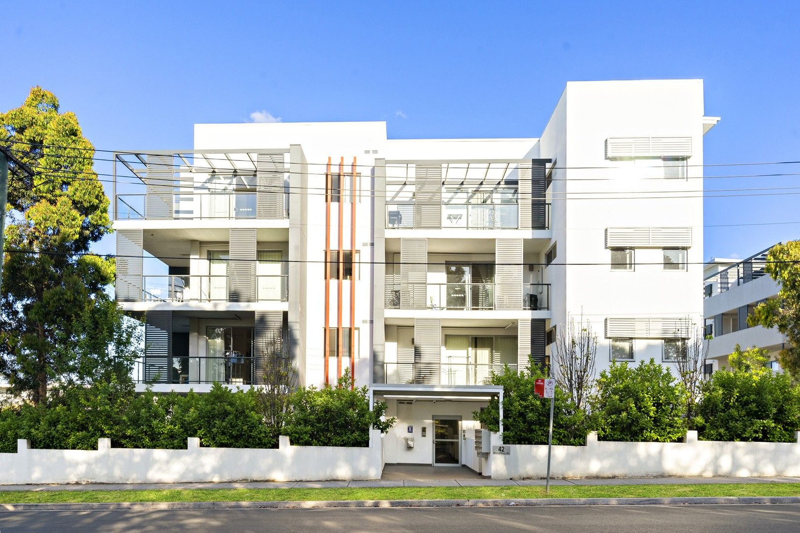2 bedrooms Apartment / Unit / Flat in 2/42-44 MacArthur Street PARRAMATTA NSW, 2150