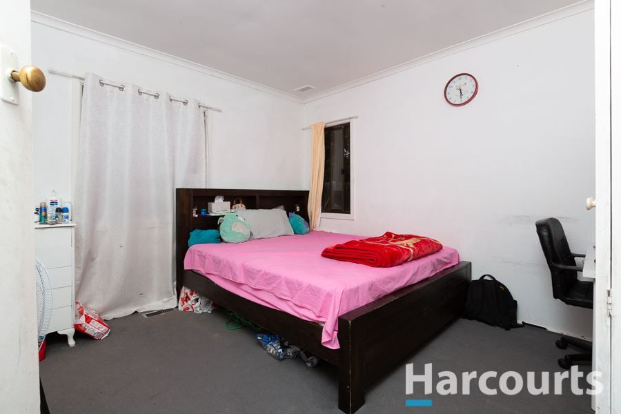 32 Curtin Crescent, Dandenong North VIC 3175, Image 2