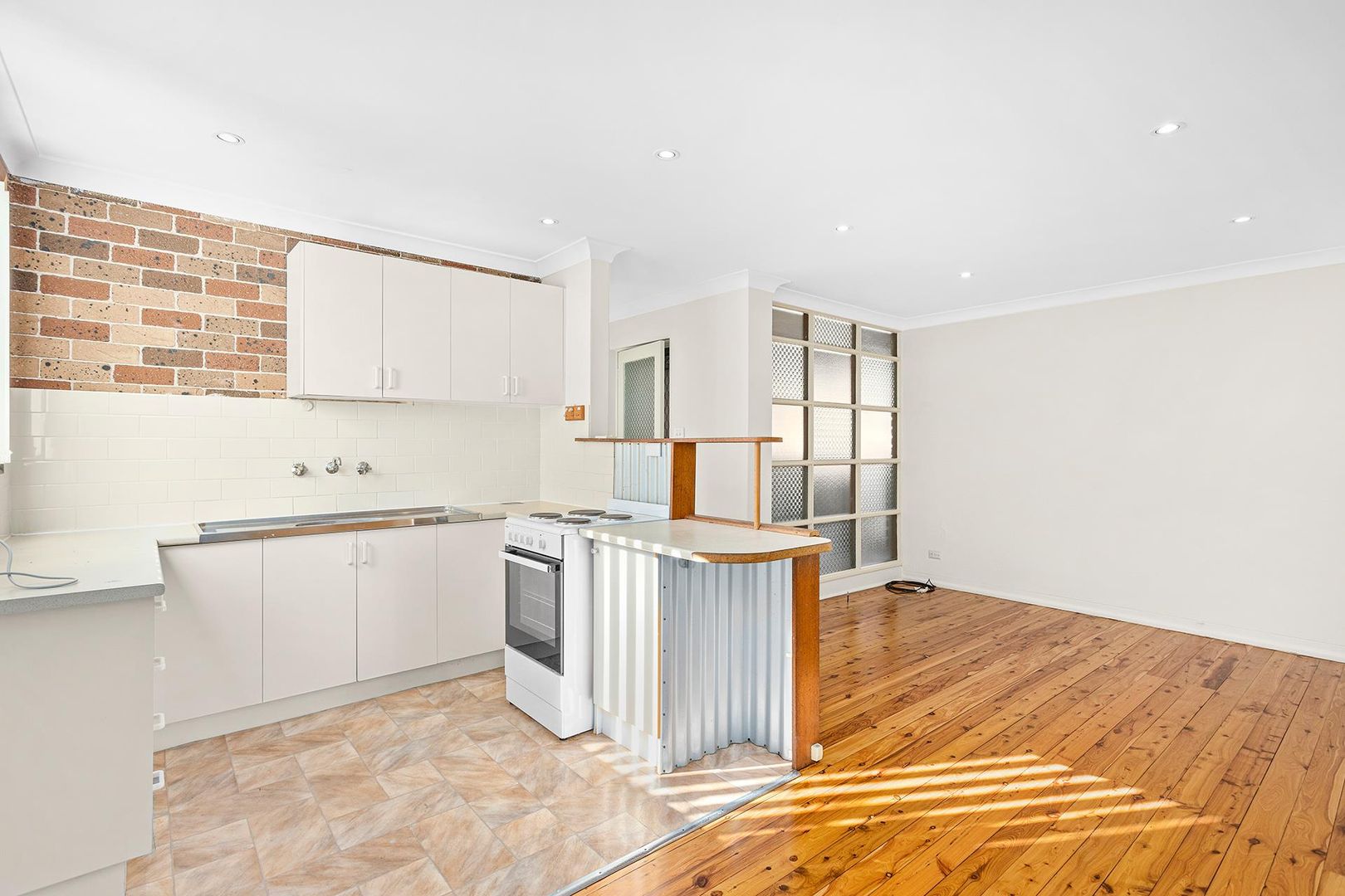 2/44 Bridge Street, Coniston NSW 2500 Apartment For Rent Domain