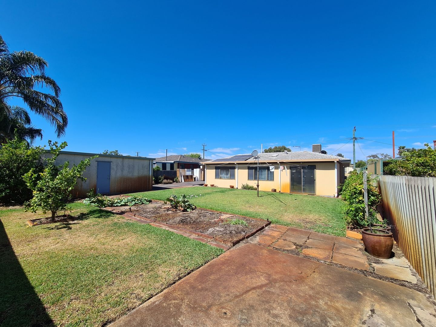 81 Watling Avenue, Lynwood WA 6147, Image 2