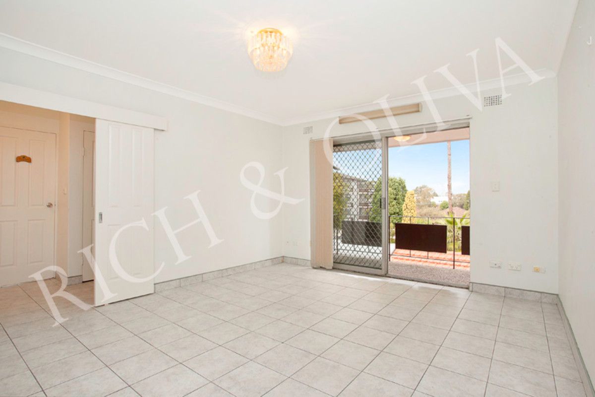 6/22 Hampton Street, Croydon Park NSW 2133, Image 2