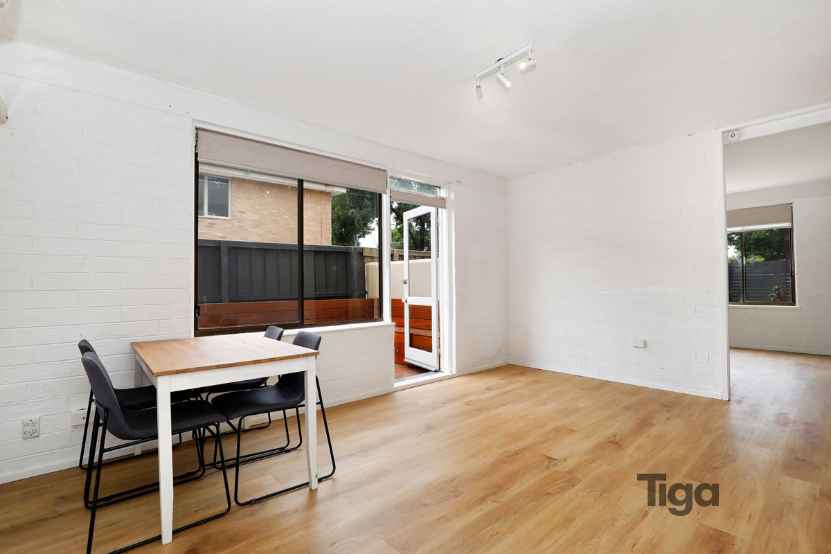 2 bedrooms Apartment / Unit / Flat in 2/8 Newstead Street MARIBYRNONG VIC, 3032