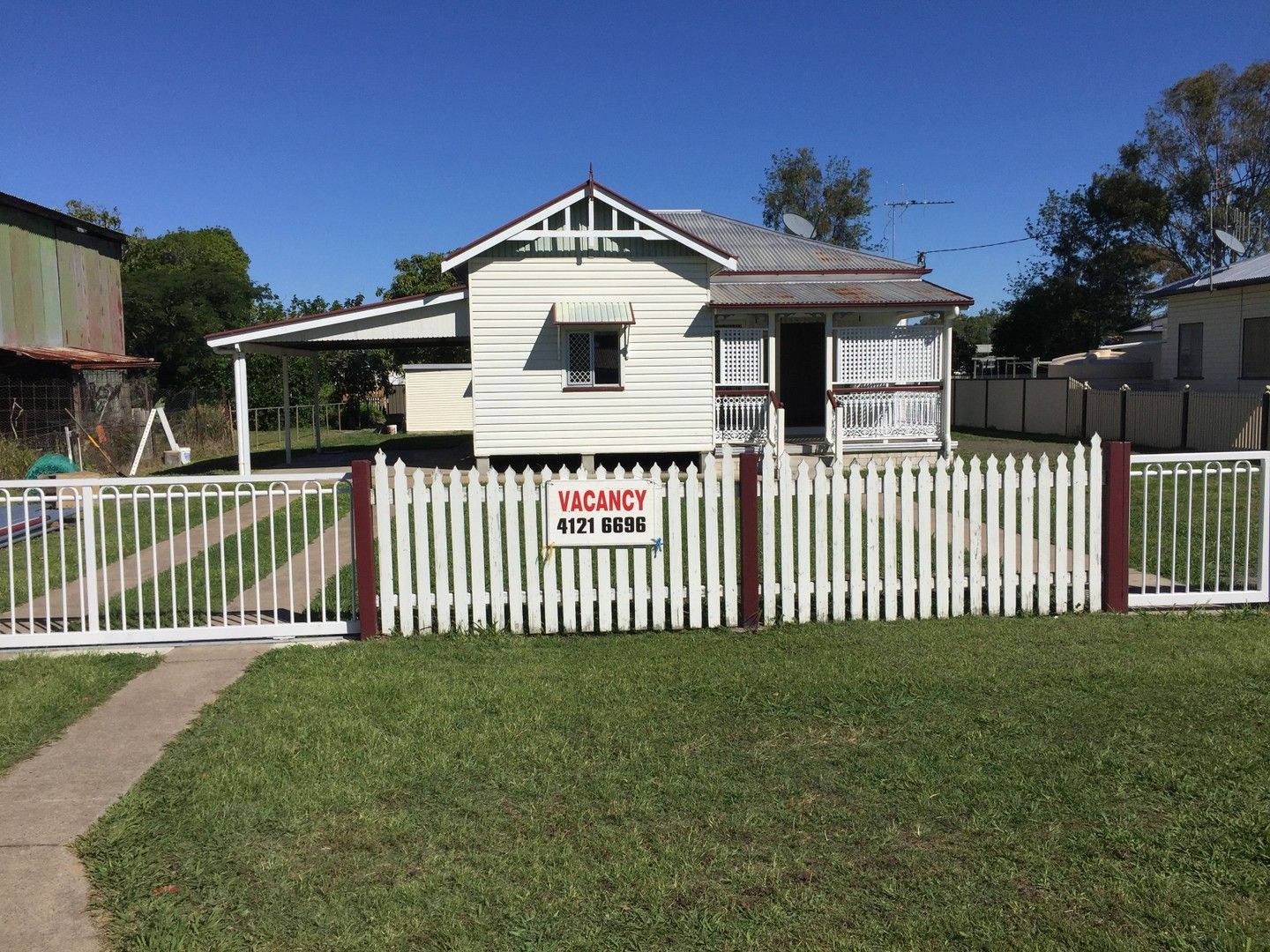 3 bedrooms House in 8 ANNIE STREET TINANA QLD, 4650