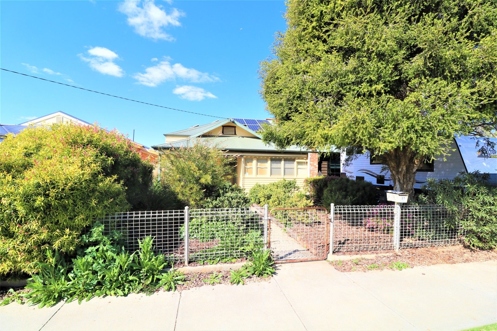 3 bedrooms Duplex in 91 Victoria Street KERANG VIC, 3579