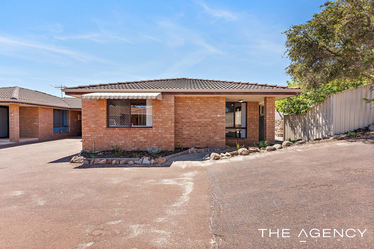1 bedrooms Villa in 37A Durban Street BELMONT WA, 6104