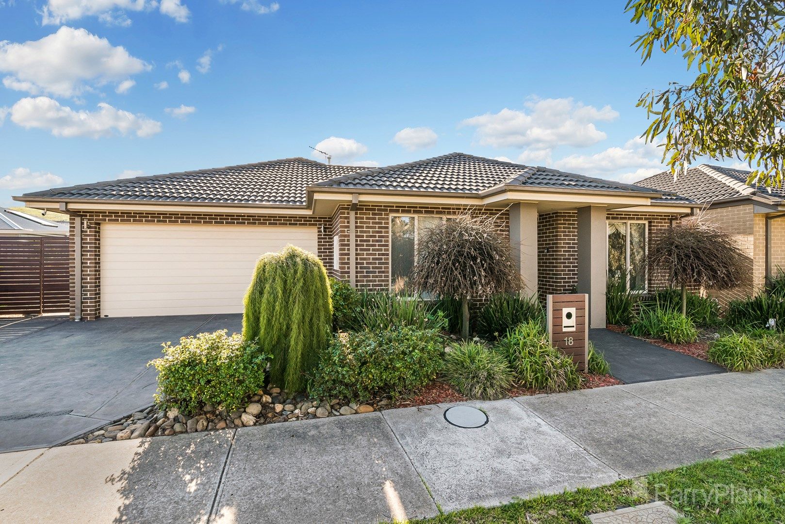 18 Bluelake Drive, Wallan VIC 3756, Image 0