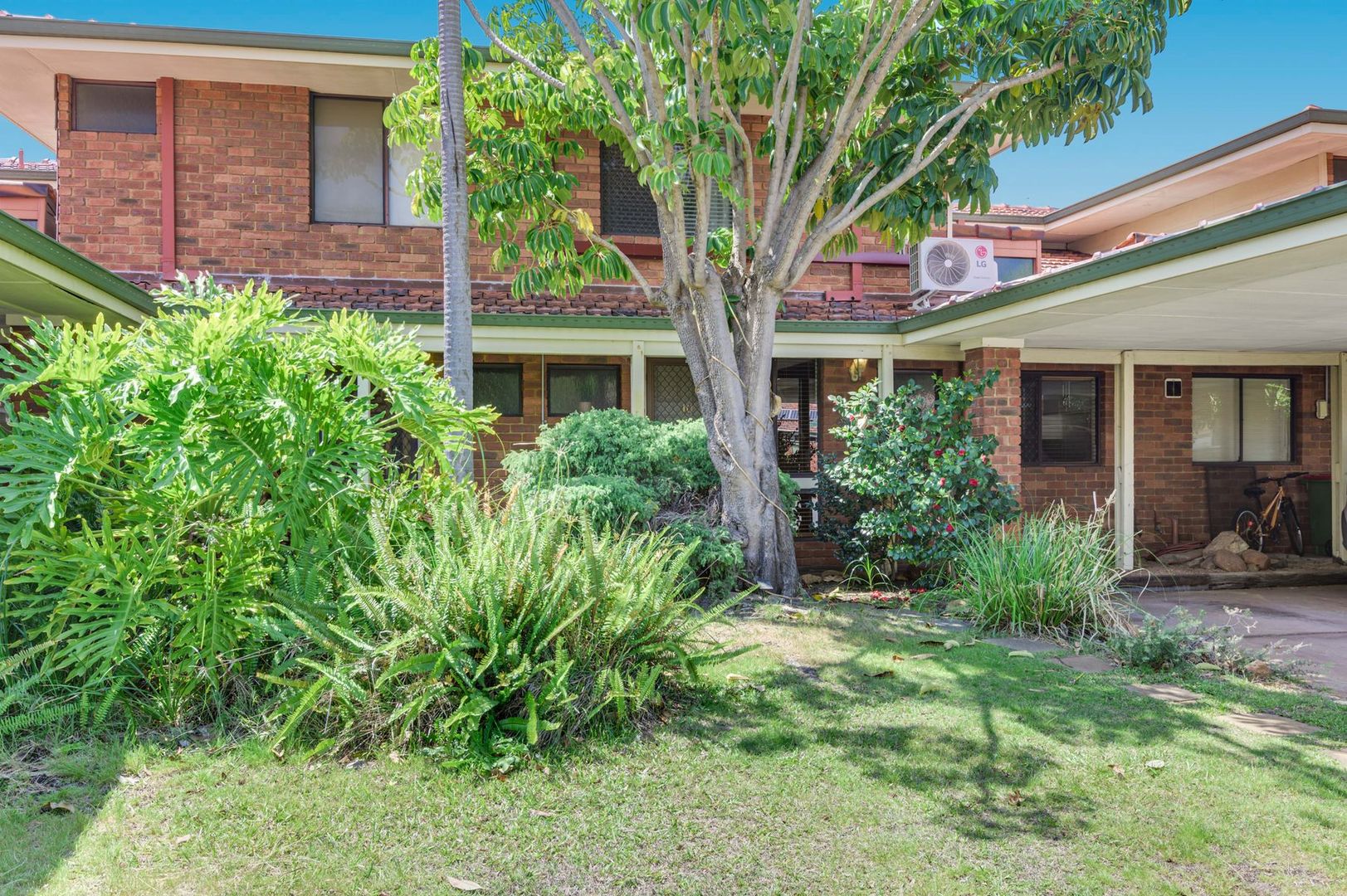 10/1 Dobie Street, Bull Creek WA 6149 House For Rent Domain