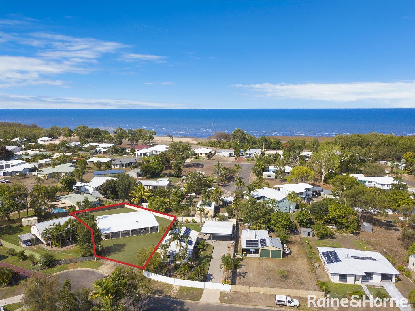 10 Fanning Court, Balgal Beach QLD 4816, Image 0