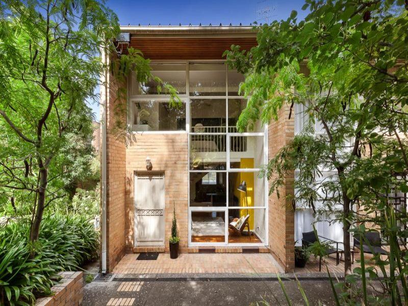 8 Younger Court, Kew VIC 3101, Image 0
