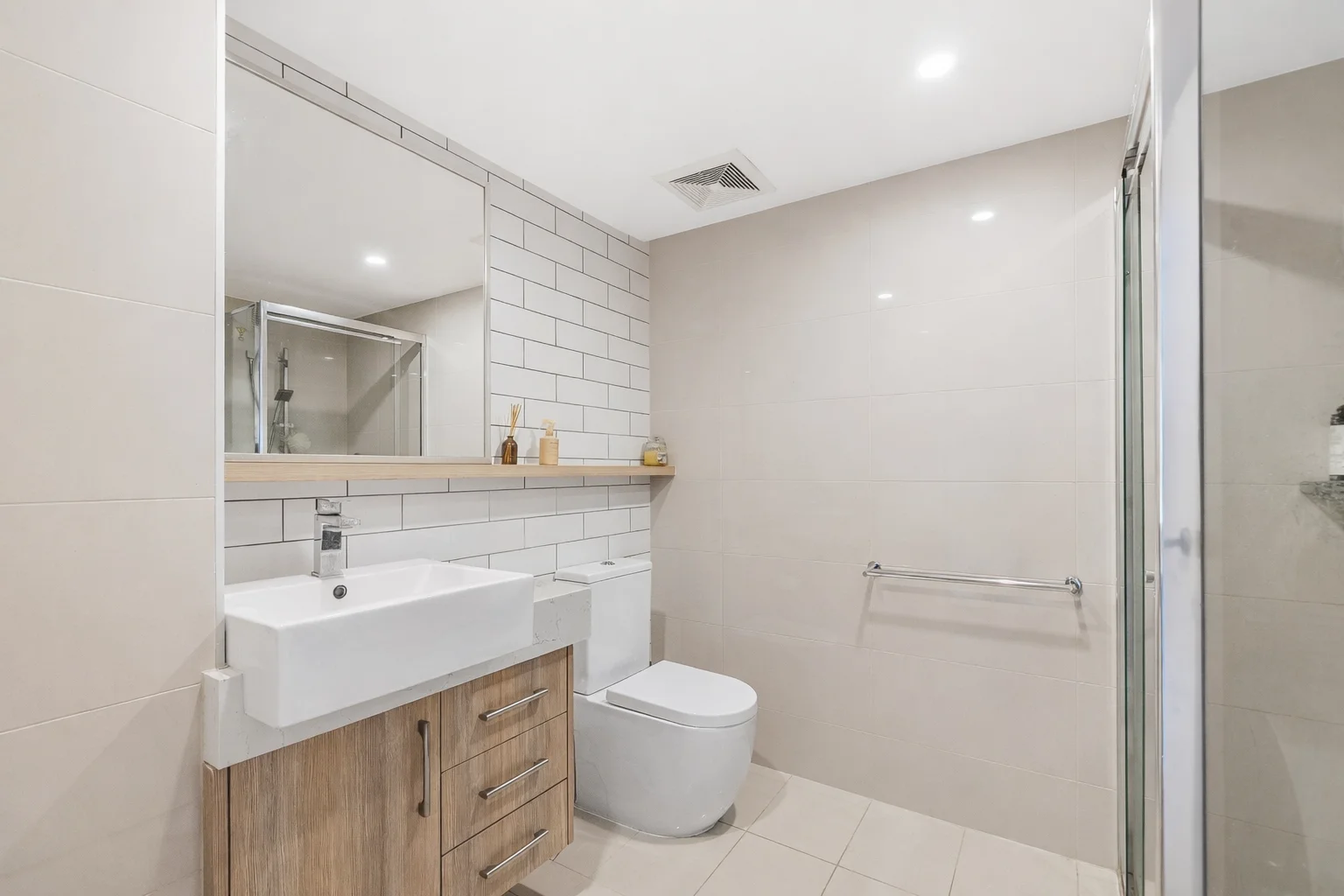 Additional image 10 of 701/1-3 York Street, Nundah QLD 4012