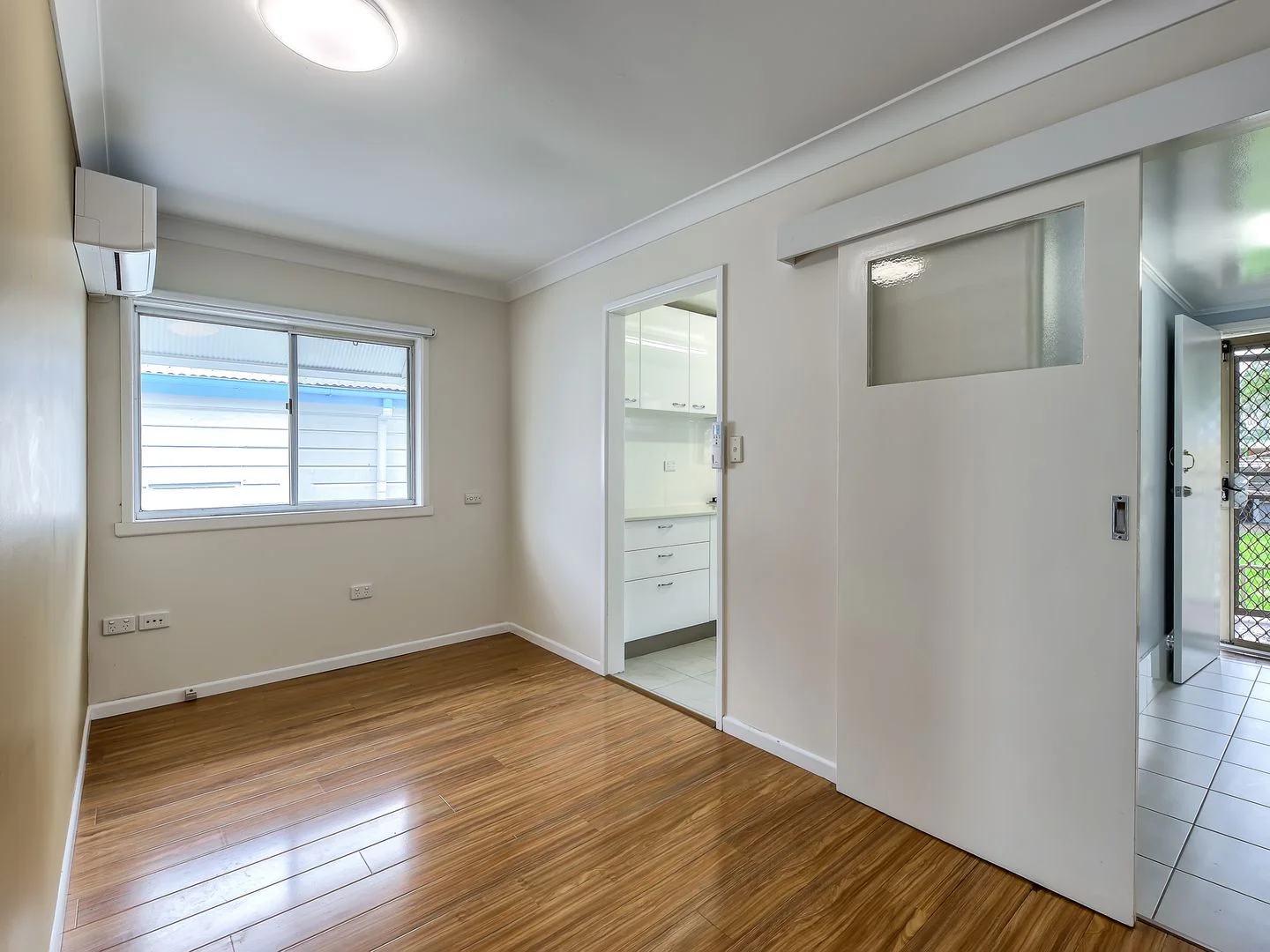 Additional image 2 of Room 2 - 4 Abingdon Street, Woolloongabba QLD 4102