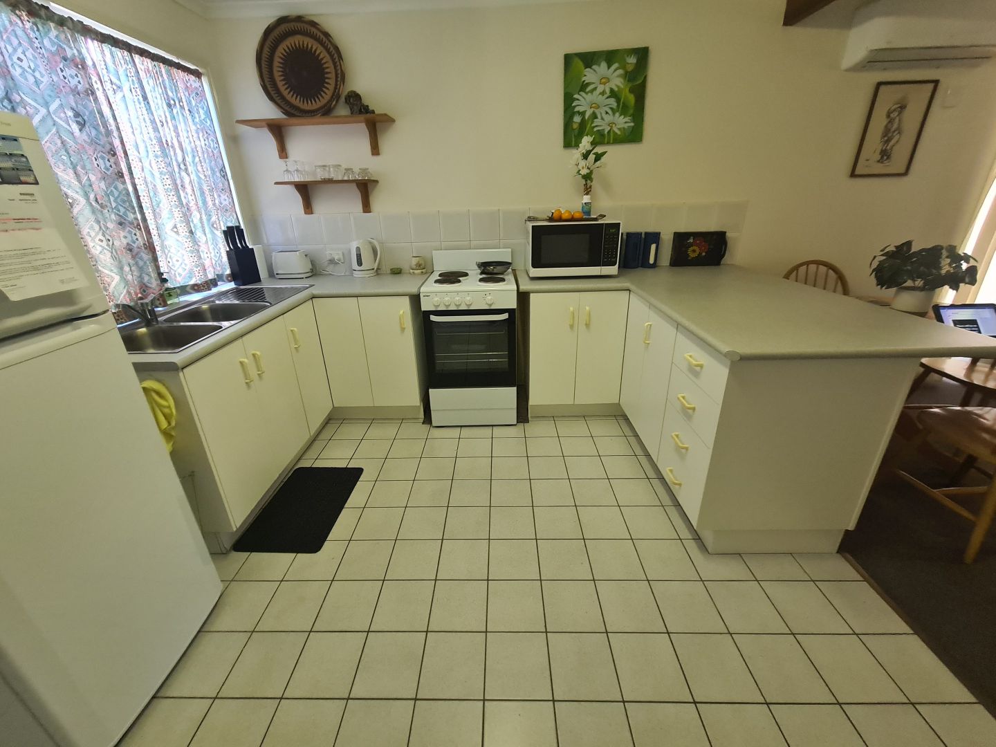 9/6 HAMPTON DRIVE, Tannum Sands QLD 4680, Image 2