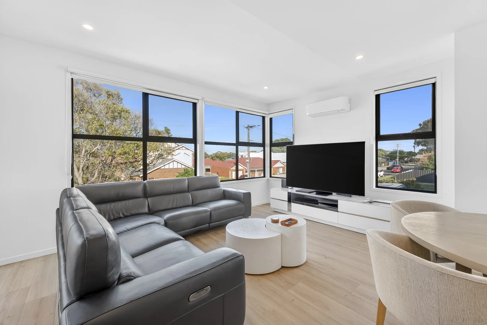 Additional image 3 of 1/8 Griffen Street, Hamlyn Heights VIC 3215