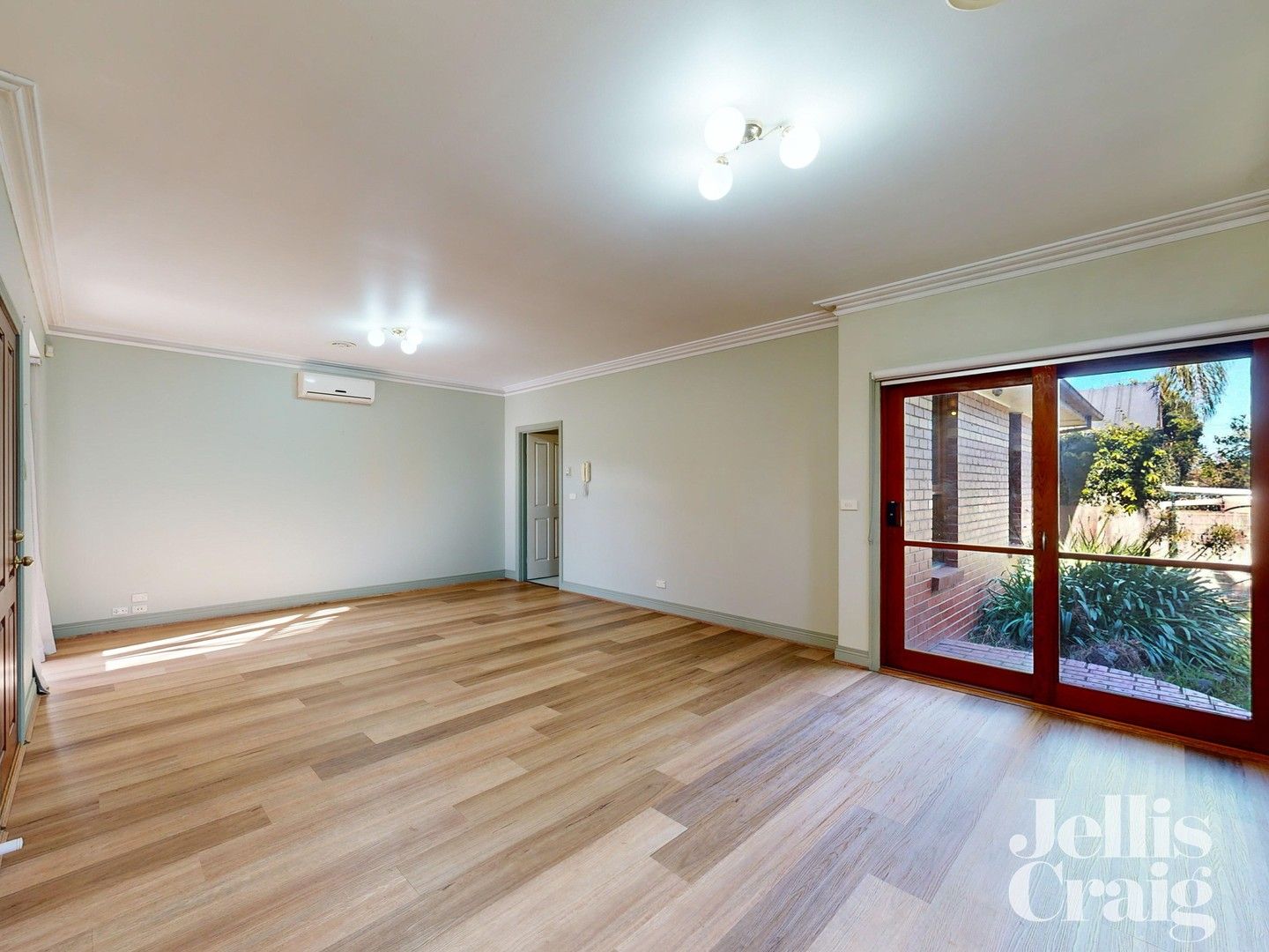 3/127 Ogilvie Street, Essendon VIC 3040 Apartment For Rent 550