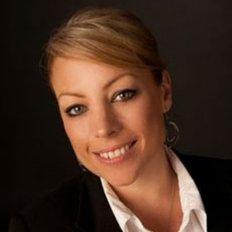 Cheree Hunt, Sales representative