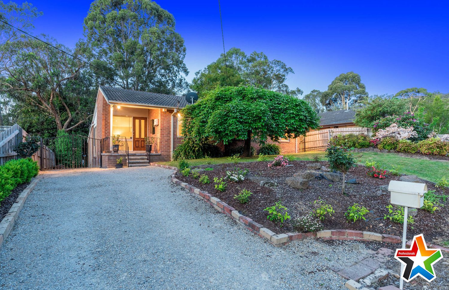 33 The Boulevard, Montrose VIC 3765, Image 1