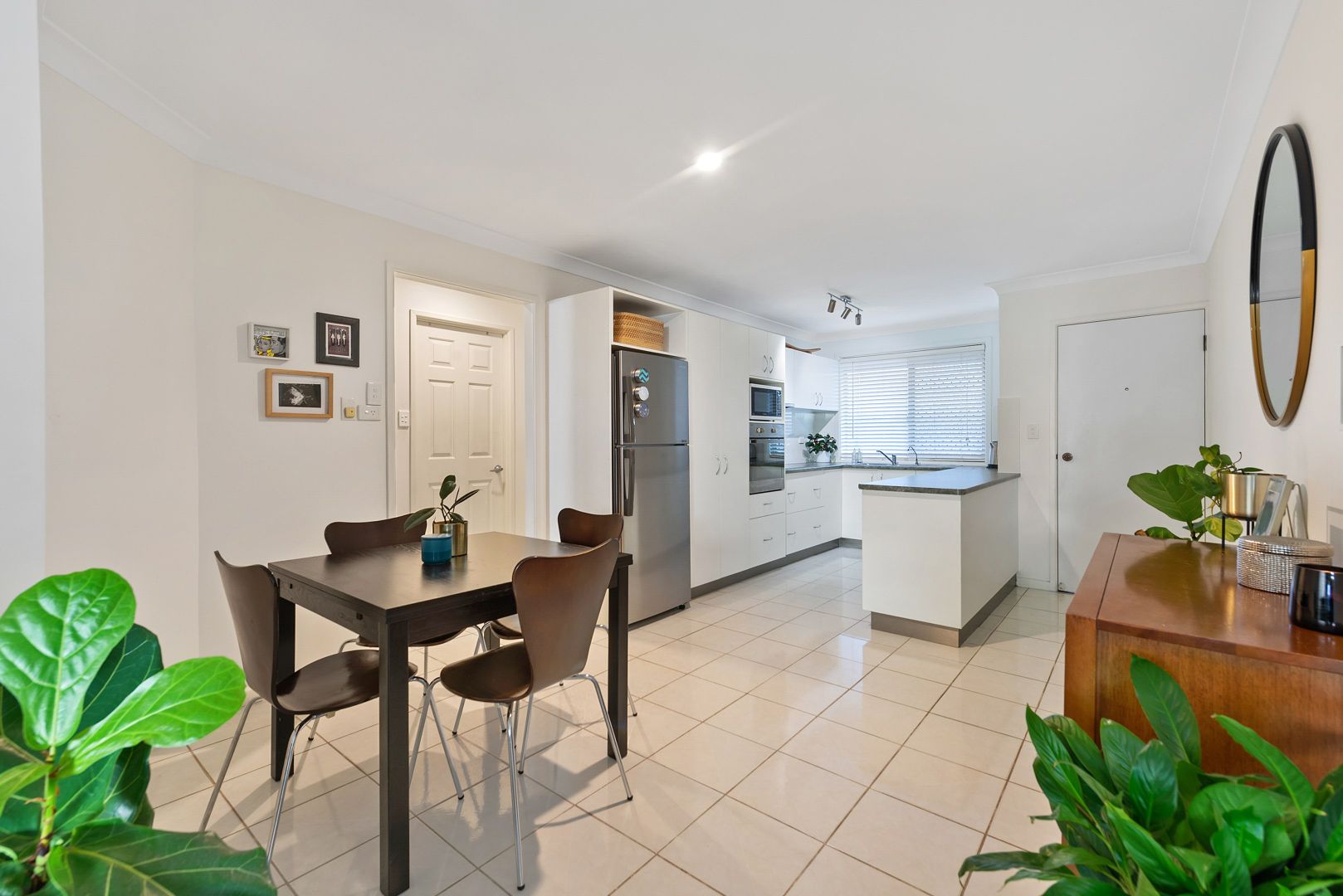 2/15 Foster Street, Newmarket QLD 4051, Image 2