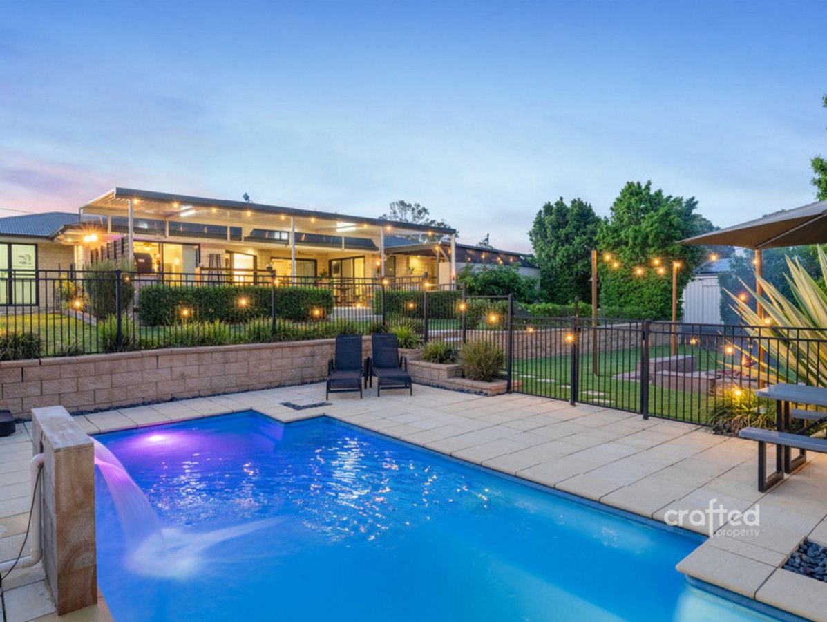 4 bedrooms Rural in 8 Beethoven Court SOUTH MACLEAN QLD, 4280