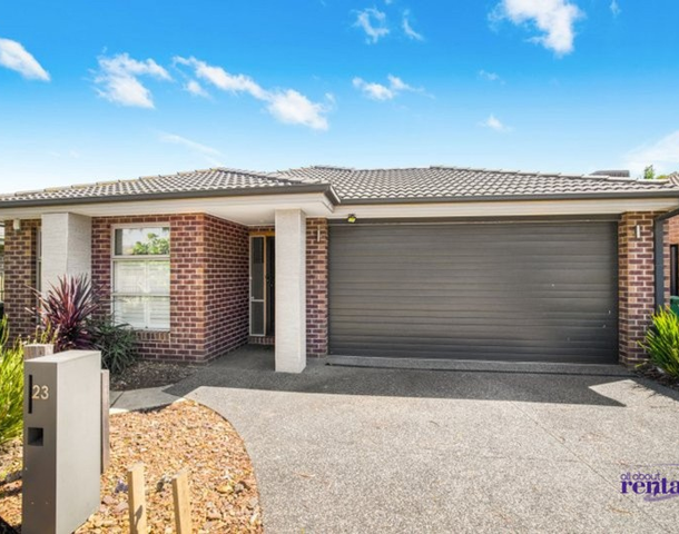 23 Waler Circuit, Clyde North VIC 3978