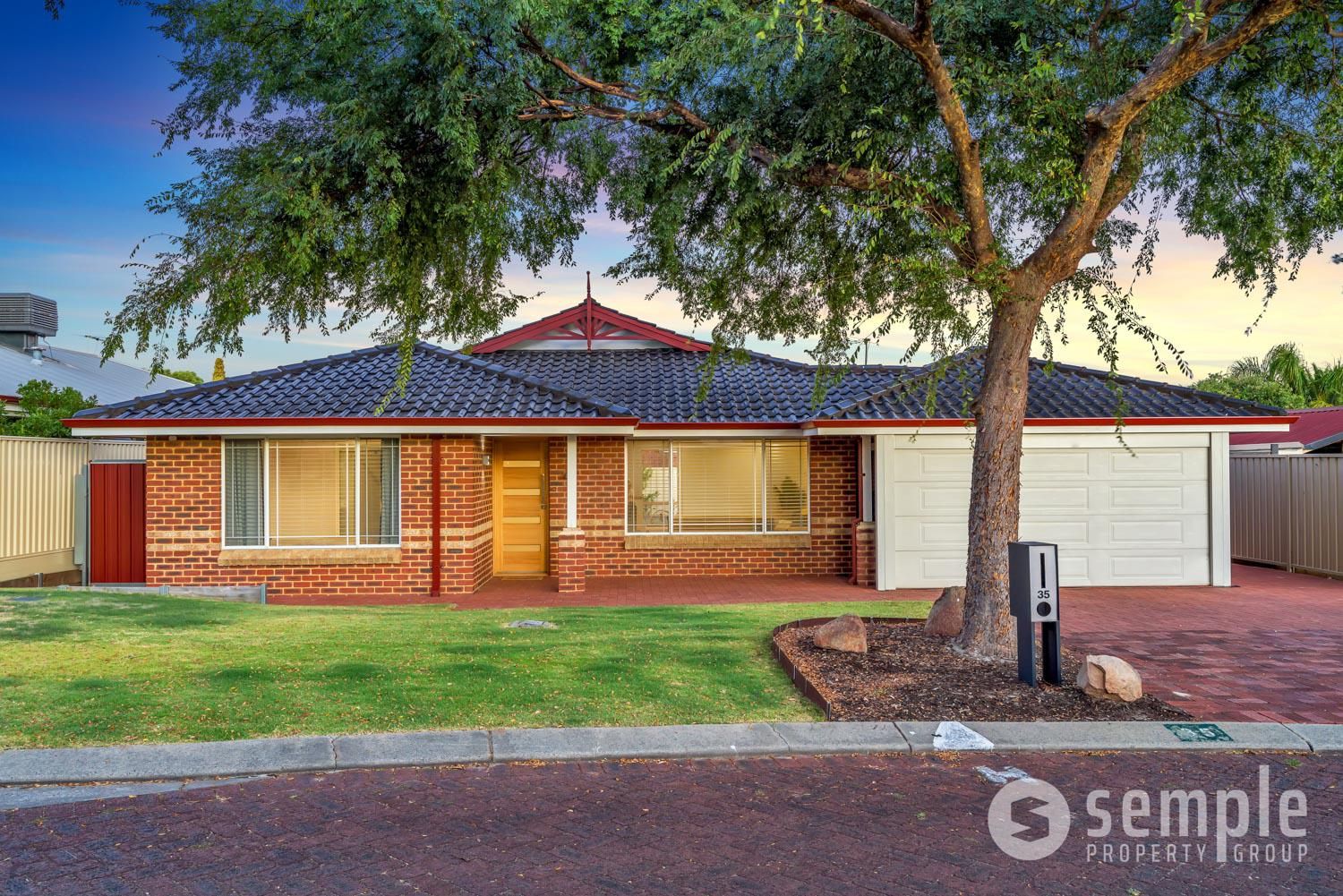 35 Mahogany Loop, Atwell WA 6164, Image 0