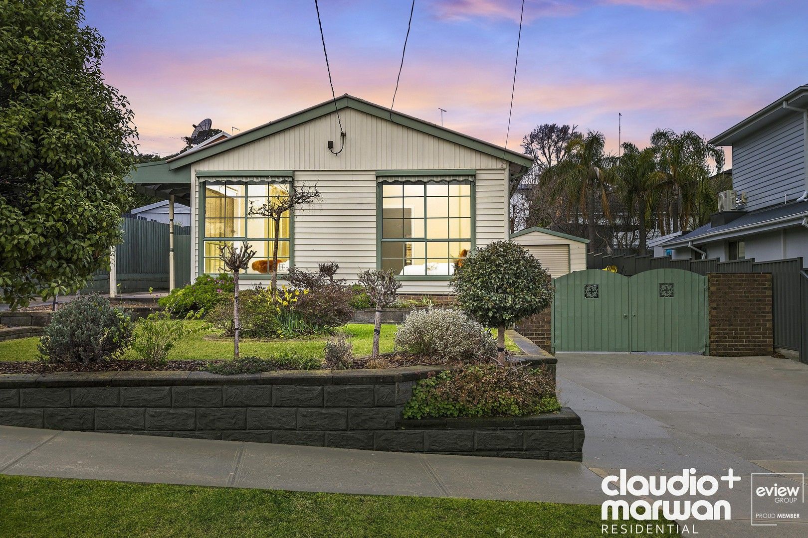 14 Kerr Avenue, Oak Park VIC 3046, Image 0